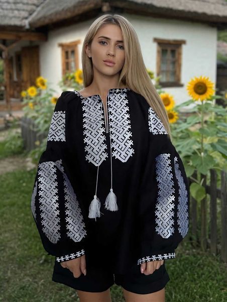 Жіноча вишиванка Поділля чорна лляна VW27 фото